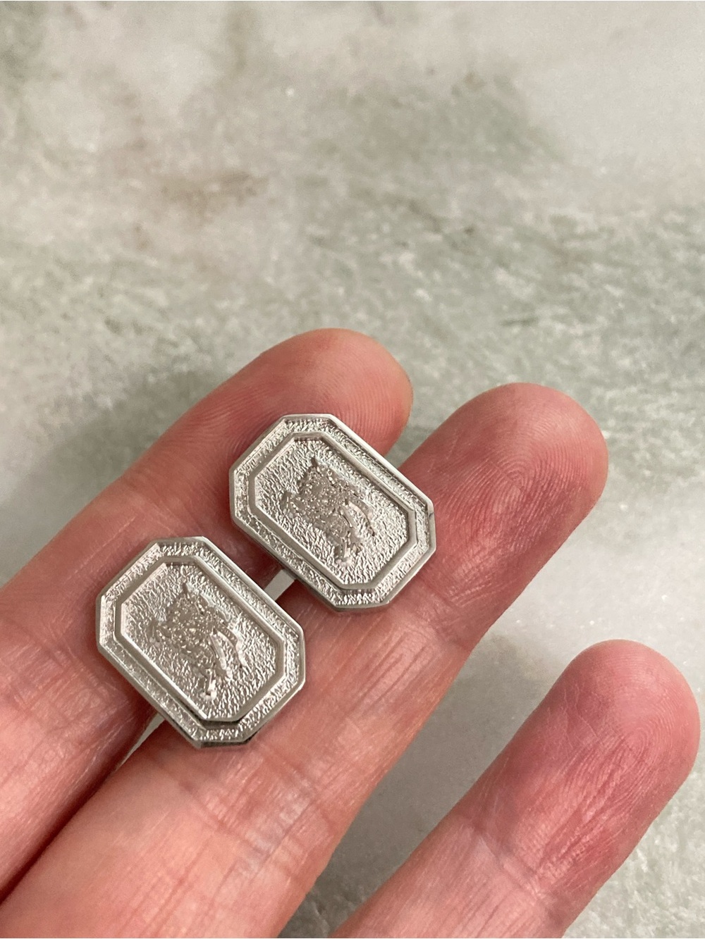 Vintage Burberry Cuff Links + Tie Clip Set - Picture 2 of 7